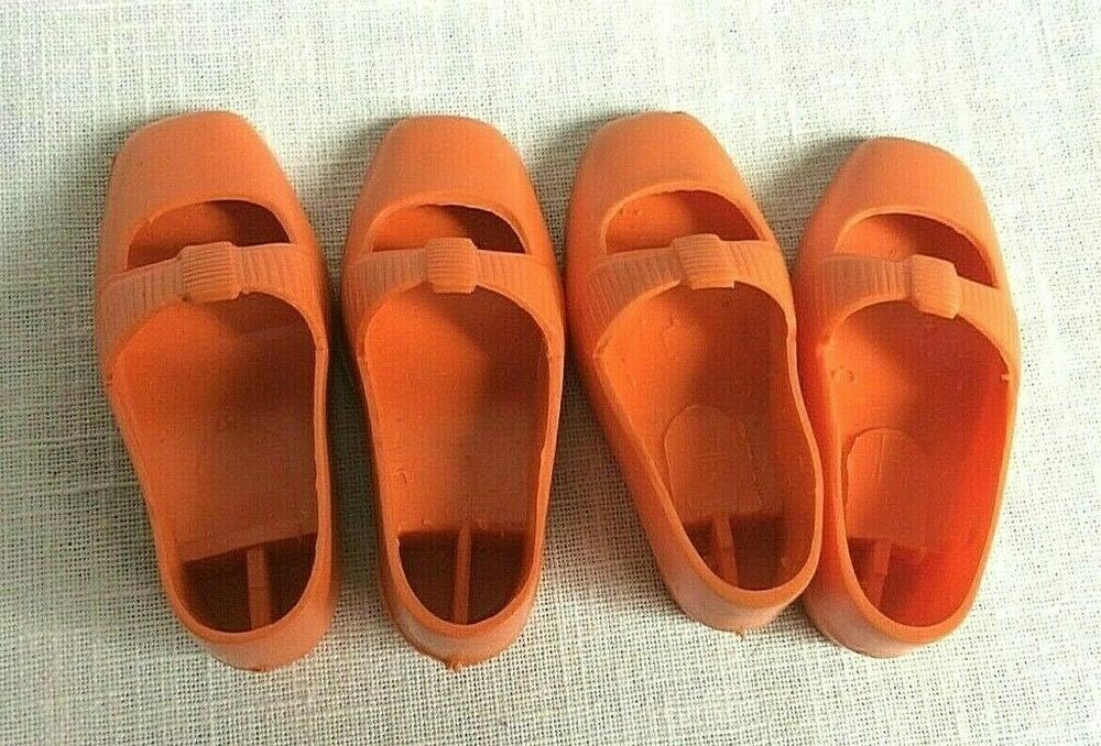 Light Pink Bowed Pair of Shoes in Very Good Condition Dawn Doll