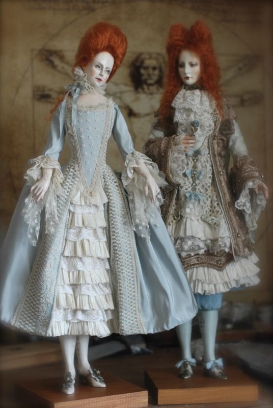 Dolls, made of wood. Height about 65 cm. Suit silk and antique lace. Doll Toys, Baby Dolls, Mannequins, Creepy, Art Dolls Handmade, Unique Dolls, Old Dolls, Little Doll, Artist Doll