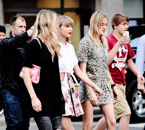 Taylor Swift, Martha Hunt and Gigi Hadid spotted in TriBeCa 05/29/15