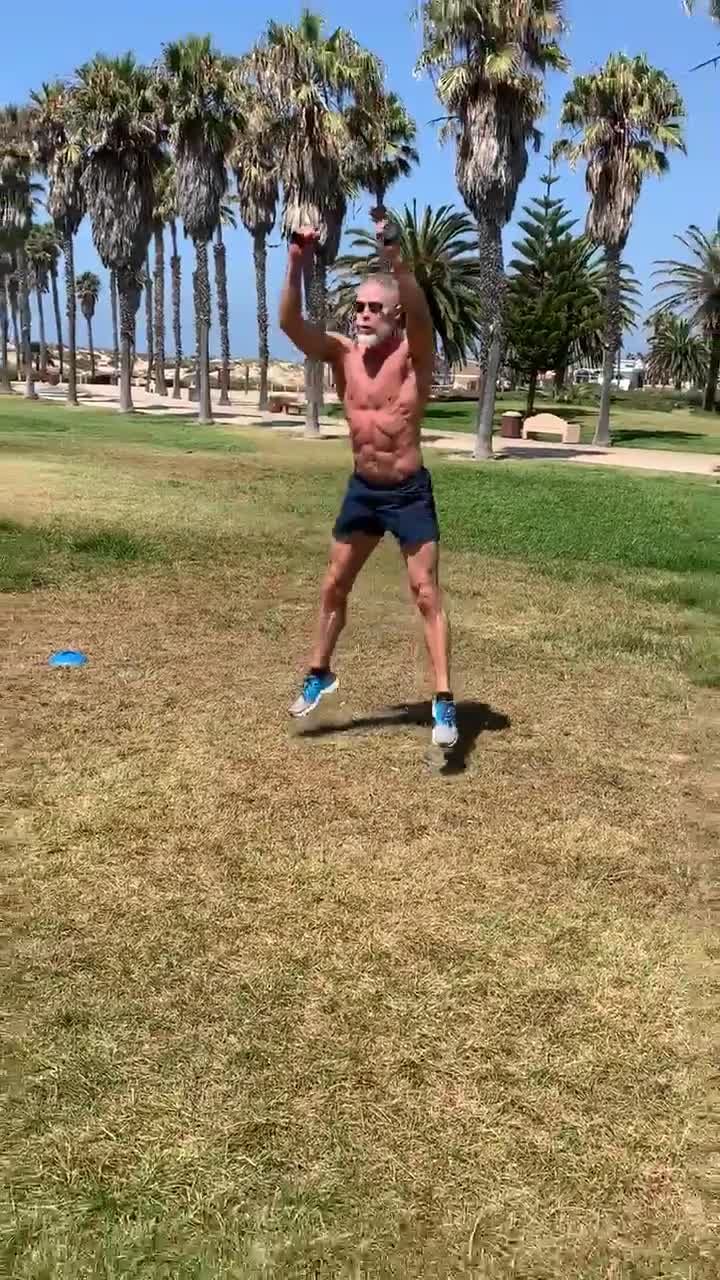 Plyometric jump squats are highly effective at burning calories while strengthening the legs and cor...