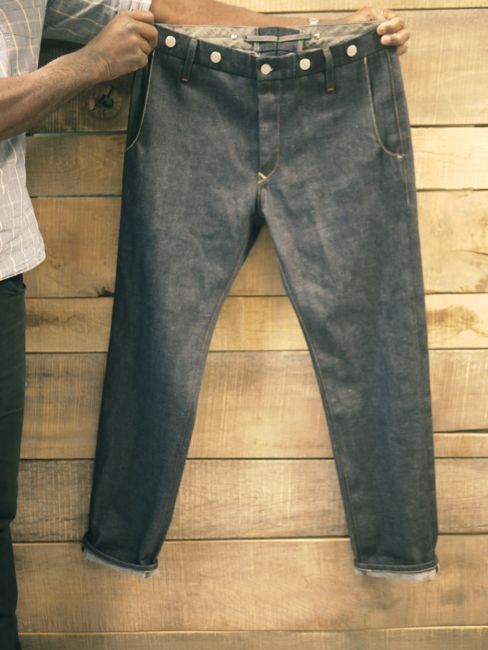 Levis M Chinos slant pockets | Menswear, Grey jean, Levi