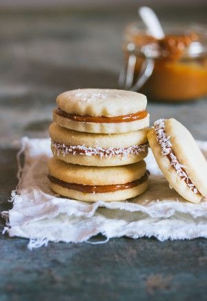 Alfajores (Dulce de Leche Sandwich Cookies) - Pretty. Simple. Sweet.