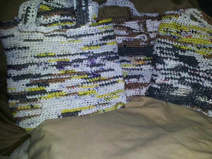 Diy Crochet Plastic Bags Into Sleeping Mats For The Homeless 1 Million Women Plastic Bag Crochet Diy Crochet Plastic Bags Plastic Grocery Bags
