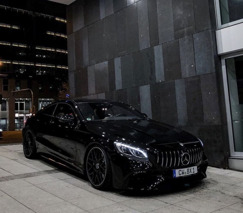 Luxury Cars Mercedes, Black Mercedes Benz, New Luxury Cars, Super Luxury Cars, Mercedes Benz Cars, Sports Cars Luxury, Sport Cars, Mercedes Benz C63 Amg, Mercedes A Class