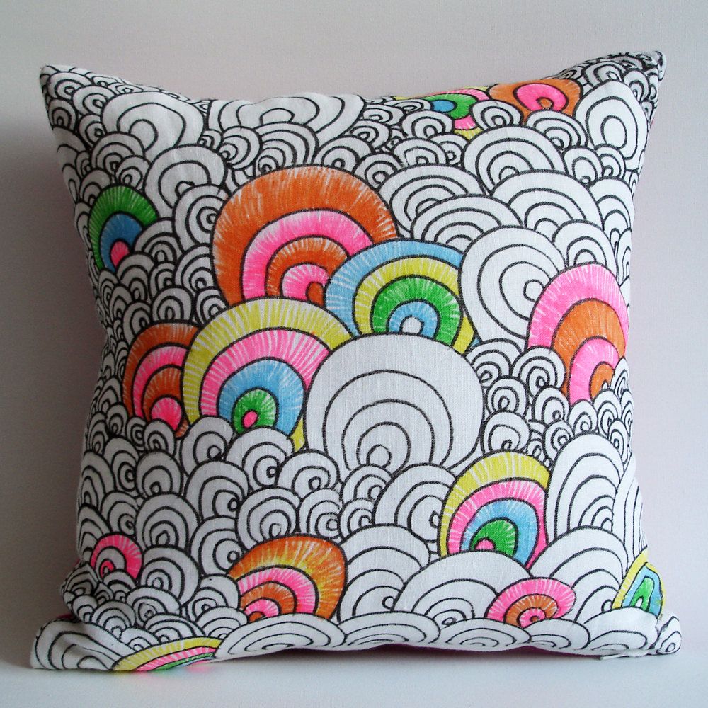 Precioso! | Original pillows, Cushion Hand painted pillows, Fabric painting