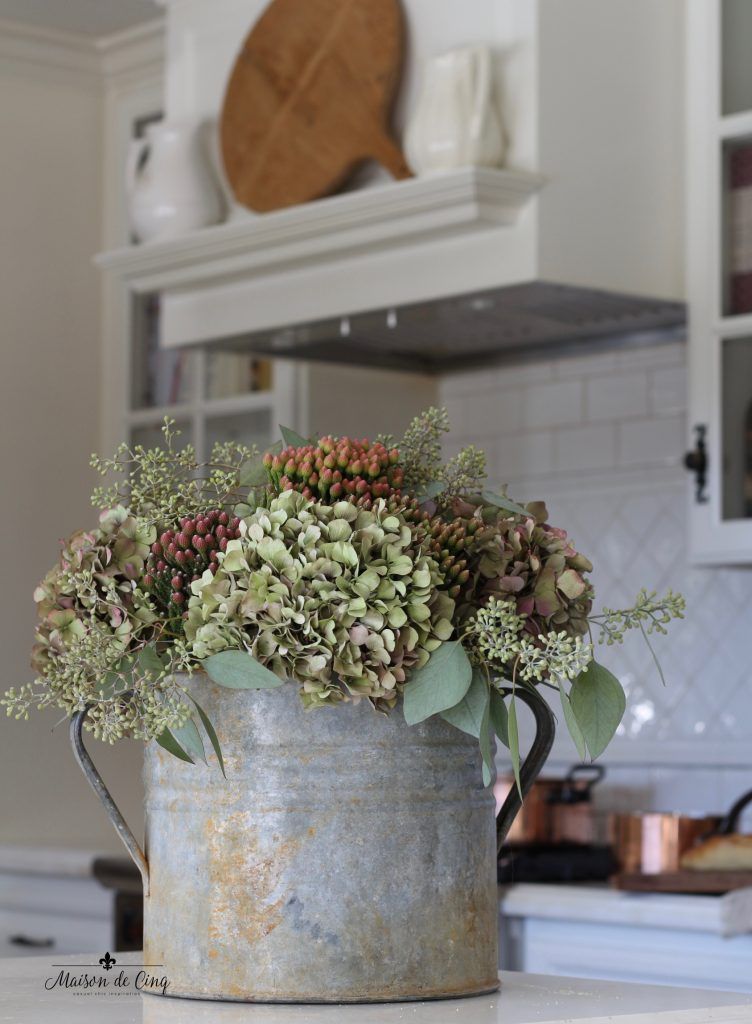 Fall Kitchen Tour featuring the Coppery Colors of Fall #falldecor