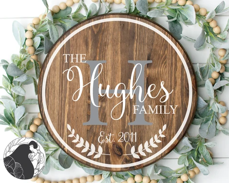 Download Round Family Name SVG DXF PNG in 2020 | Family name, Vinyl designs, Monogram svg