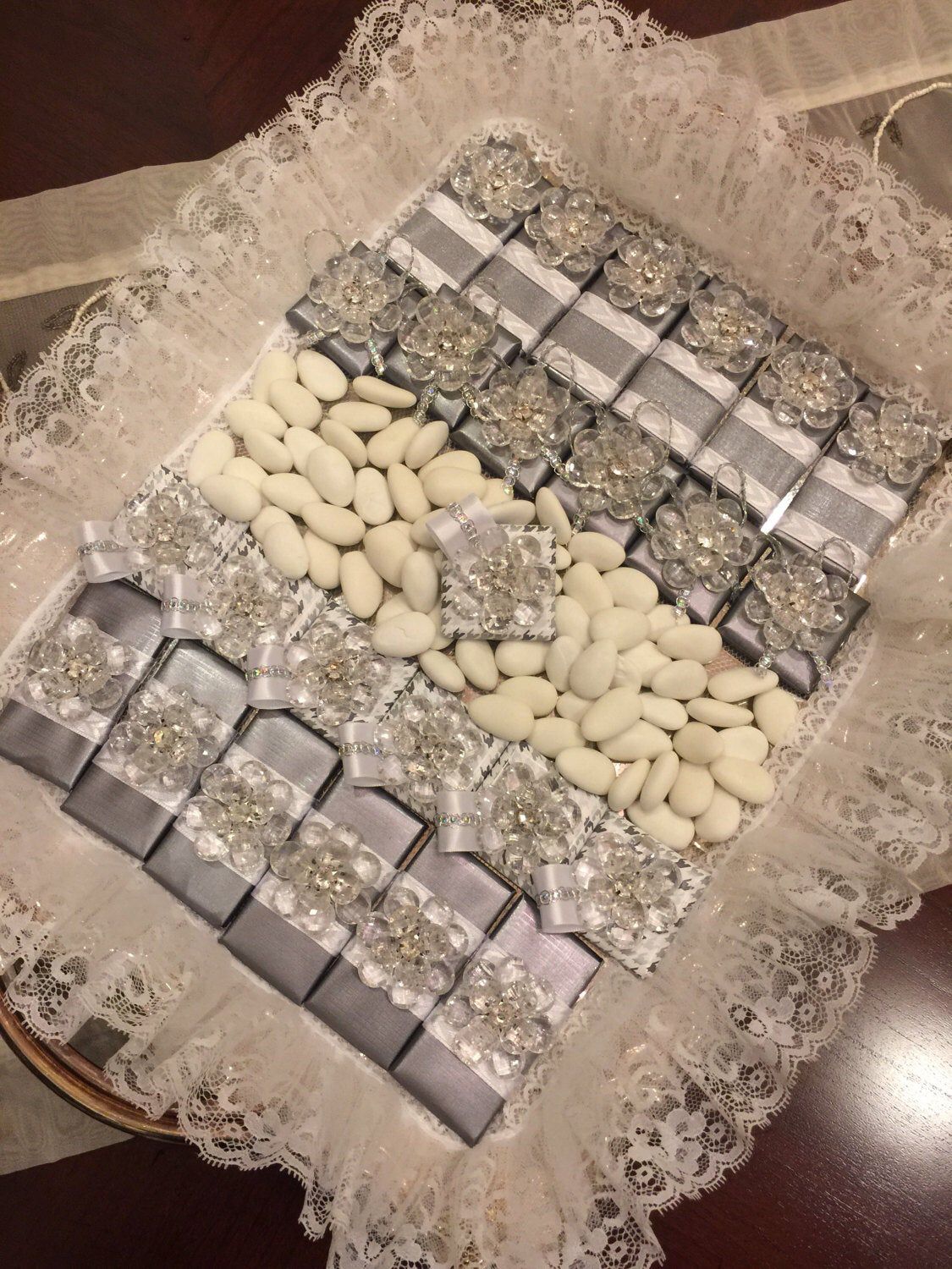 wedding chocolate Pearl and silver wedding favors chocolate favors decorated chocolate