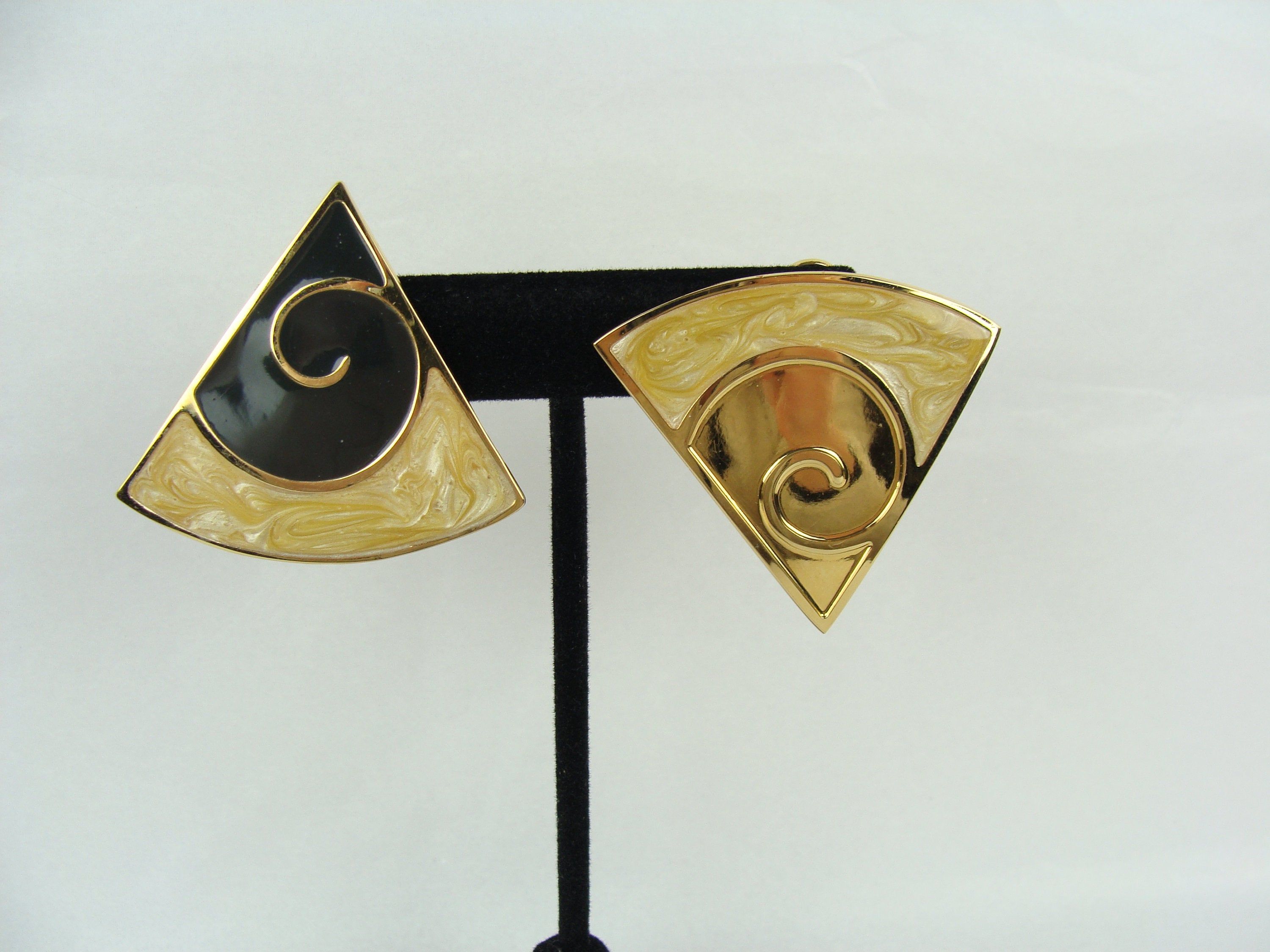 Secretary Chic Gold Tone Clip On Enamel Earrings Chunky Earrings Oval Earrings 80s Earrings Statement Earrings