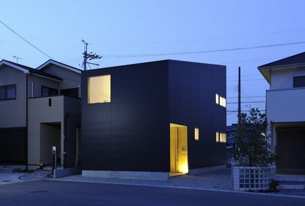 Minimalist and compact Japanese house, nice design and a very ... Minimalist and compact Japanese house, nice design and a very ...