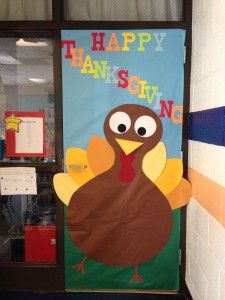 Thanksgiving Day Door Decoration Idea 3 Thanksgiving Day Door Decoration Idea 3