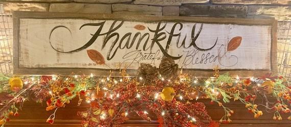 Thankful Sign, Grateful, Blessed, Farmhouse Fall, Autumn, Fall Decor, Mantle Decoration, Fall Leaves #fallmantledecor