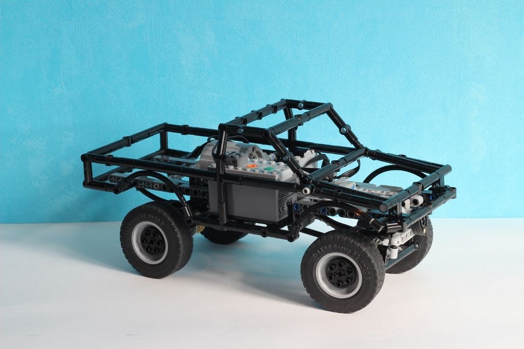 lego technic pick up
