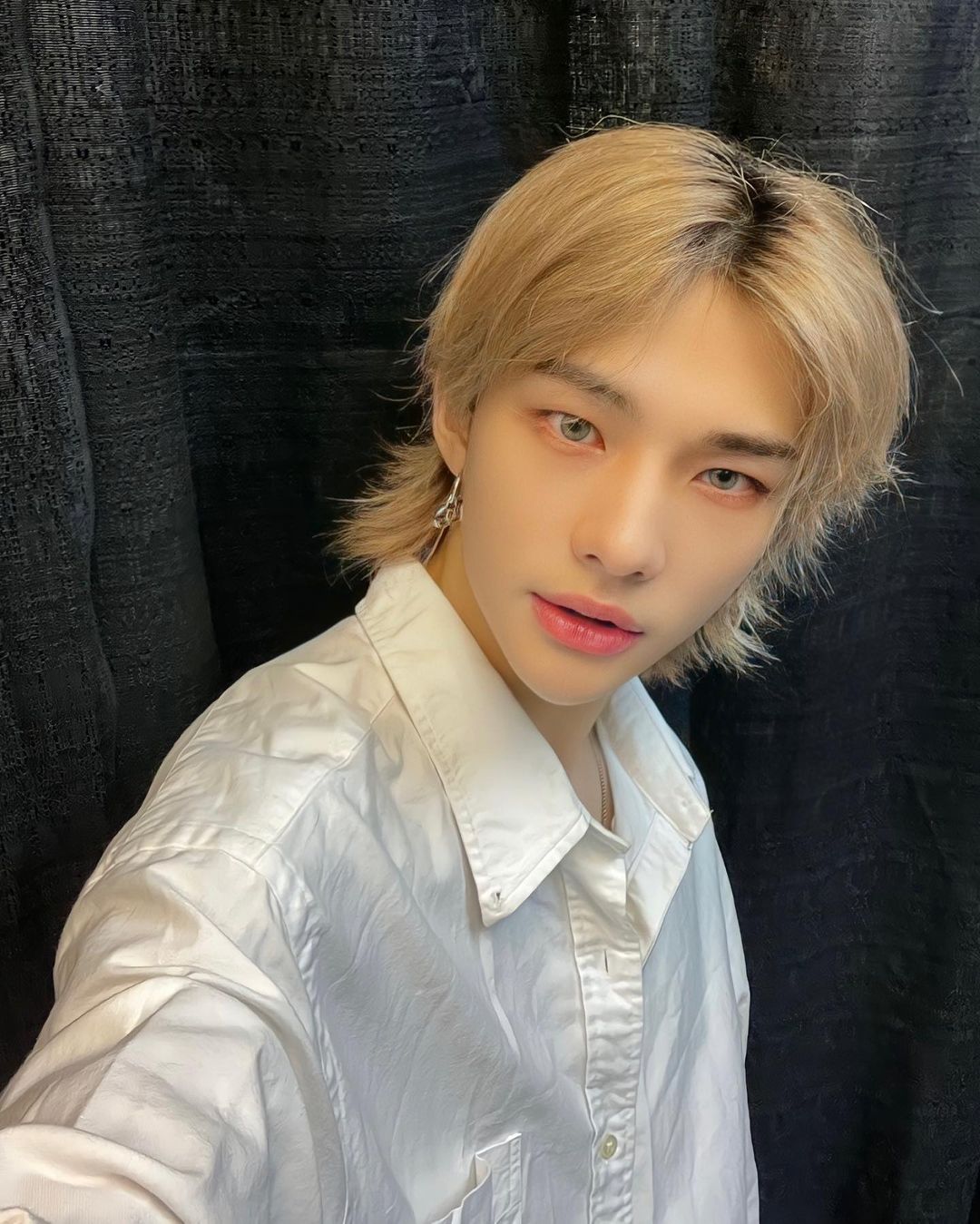 Hwang Hyunjin 🍀’s Instagram post “He has the most beautiful eyes • • • • • hwanghyunjin