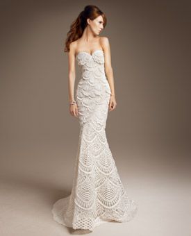Glamorous High Fashion Wedding Gowns Carolina Herrera Glamorous Strapless Ed Ornate High Fashion Wedding Gown By Carolina Herrera Featured On Brides