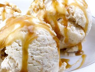 Honey Ice Cream, Caramel Ice Cream, Vegan Ice Cream, Whipped Cream, Ice Cream Recipes, Greek Recipes, Apple Pretzels, Salted Caramel Recipes, Honey Caramel