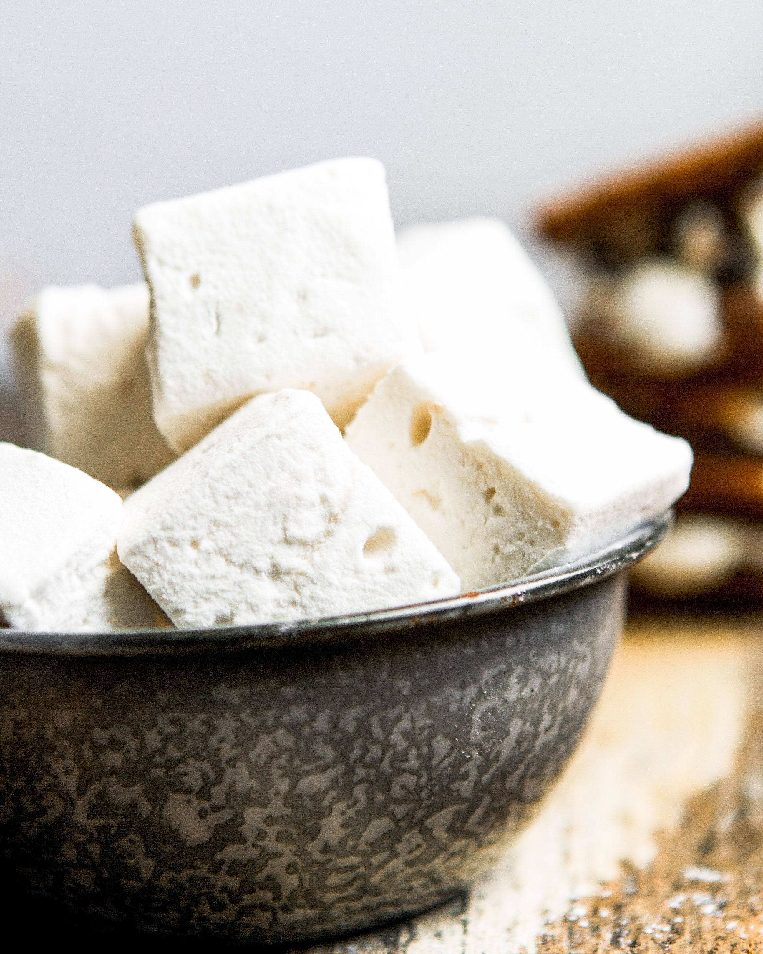 Honey, Cardamom & Orange Marshmallows #marshmallow Healthy marshmallows partially sweetened with honey and flavored with orange and cardamom. These are delicious as is but even better toasted and smashed between two graham crackers! | from Lauren Grant of Zestful Kitchen #healthymarshmallows #homemademarshmallows #healthymarshmallows Honey, Cardamom & Orange Marshmallows #marshmallow Healthy marshmallows partially sweetened with honey and flavored with orange and cardamom. These are delicious as #healthymarshmallows