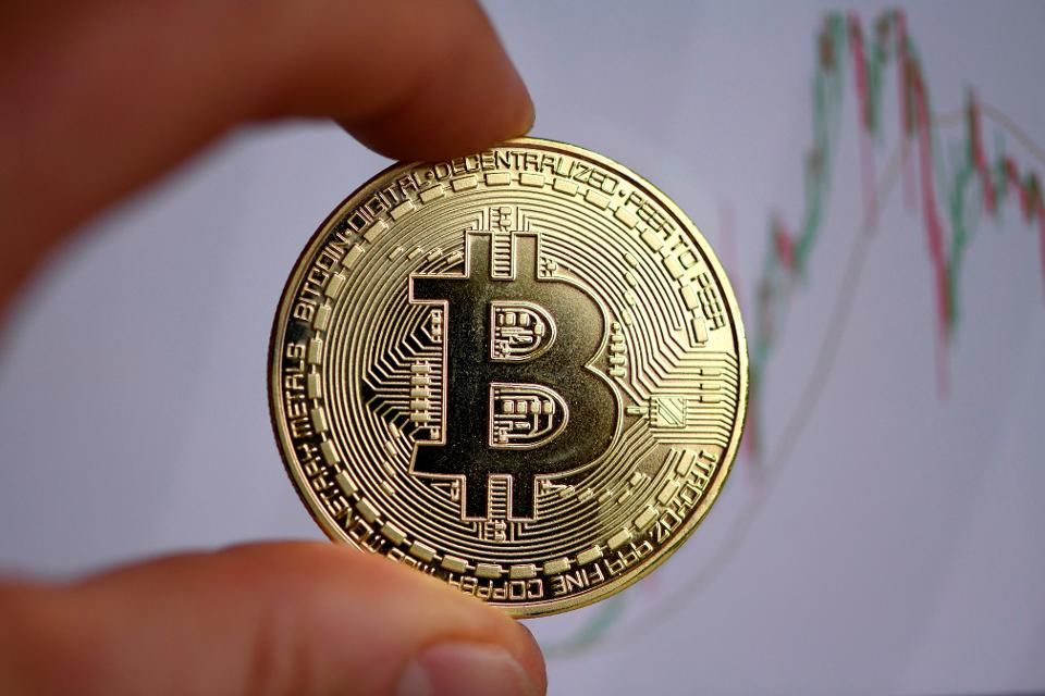 kur galima prekiauti bitcoin