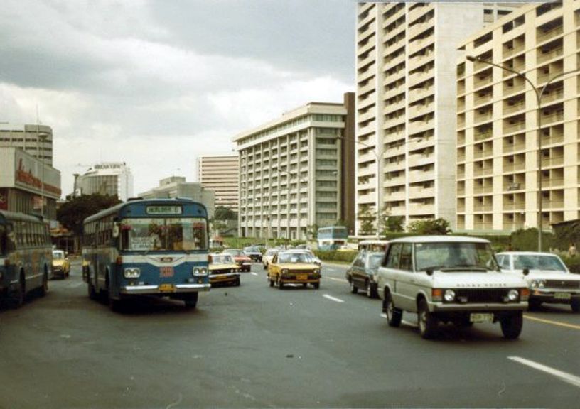 Ayala Avenue In The 1980s From Right Gilarmi Apartments From The Right Gilarmi Apartments Makati Tuscany And Manila Peninsula In Far Background You Can See Short Stock Exchange Insular