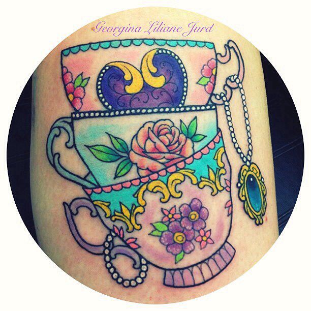 the coloring and jewerly to fill in half sleeve between cup and