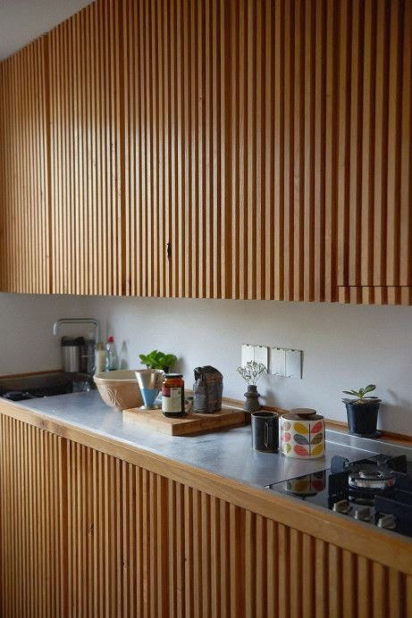 Eight Terrific Ways to Use Slatted Wood at Home