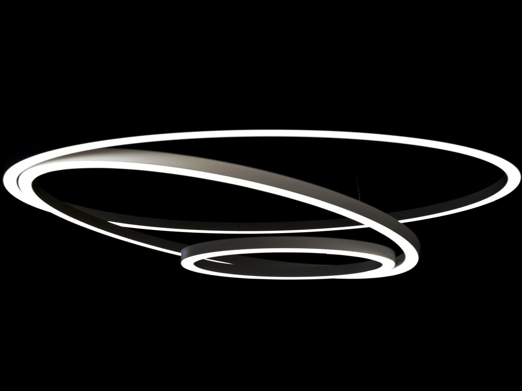 Lampada a sospensione a led a luce diretta toccata by sattler design ... Lampade a led sospensione