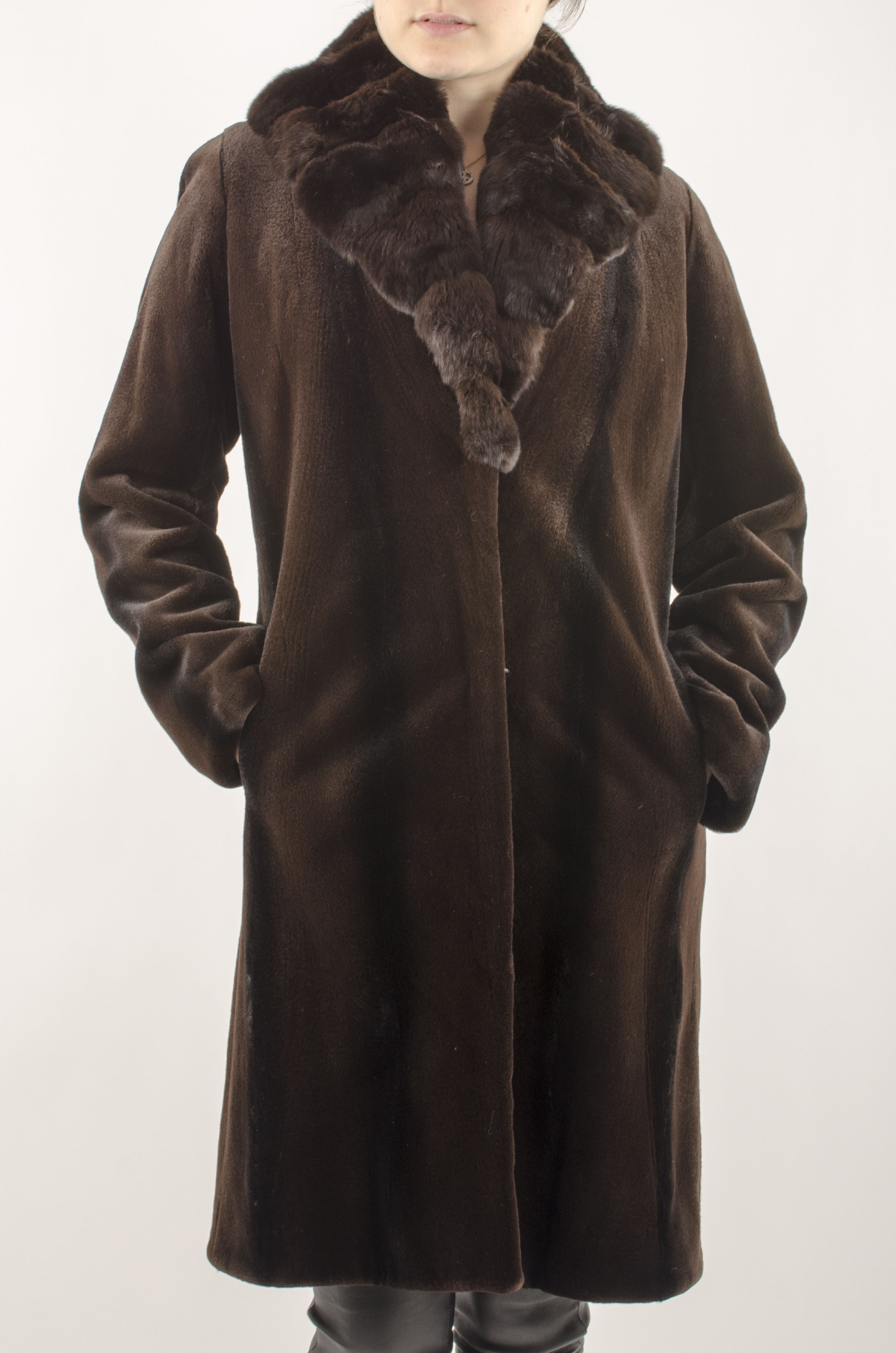 Chinchilla Collar | Coat, Fur coat Black Shaved Mink Coat | RinDi Fur Coat