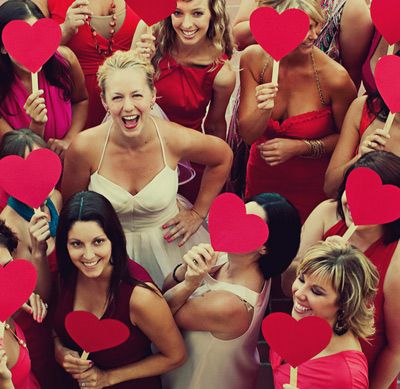 cute wedding photo ideas | Instead of Flowers, This Bride Held...Hearts!: Save the Date: glamour ... Heart Themed Wedding, Wedding Fans, Red Wedding, Wedding Blog, Perfect Wedding, Wedding Planner, Wedding Ideas, Wedding Advice, Wedding Things