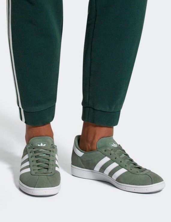 nuovo rilascio münchen nella traccia verde e calzature bianche adidas nuovo rilascio münchen nella traccia verde e calzature bianche adidas