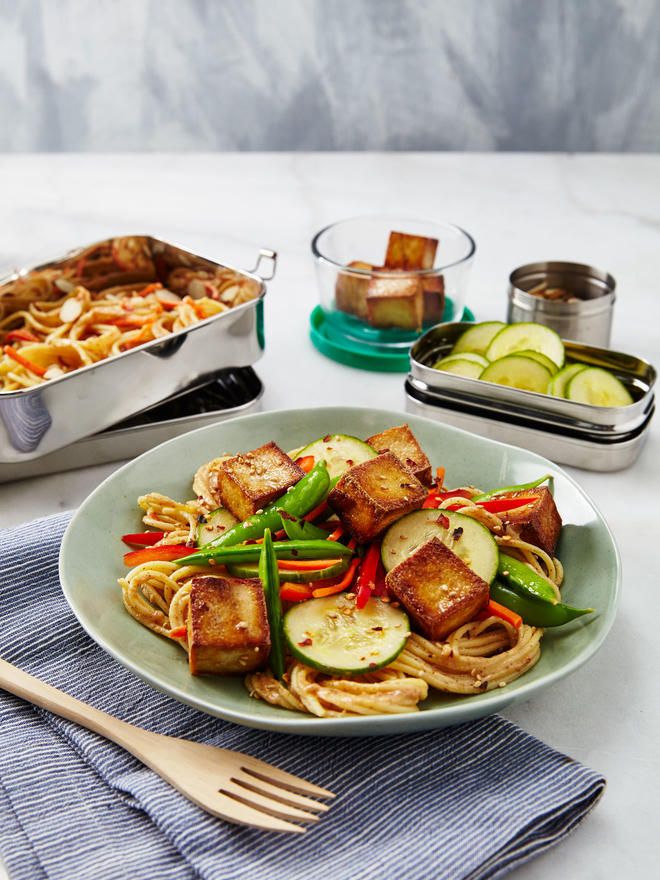 7 Packed Lunch Ideas That Feed Both You And Your Kids Pinterest Upgrade Your Desk Lunch With These Super Smart Packable Meal Combinations That Provide A Worth Looking Forward To For Both The