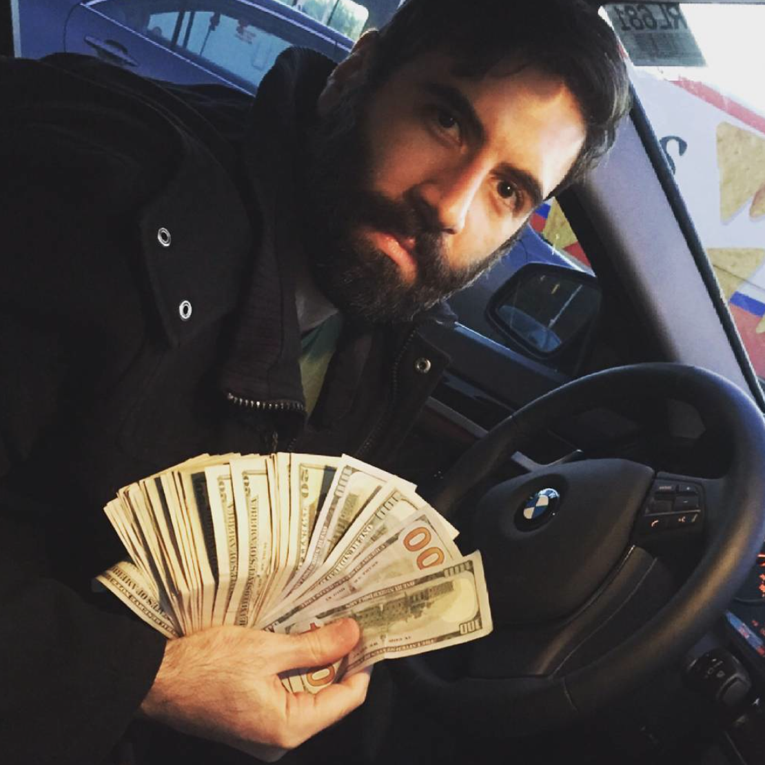 Roosh V Is Now Hiding Out At His Mother S House Roosh V Home Mom