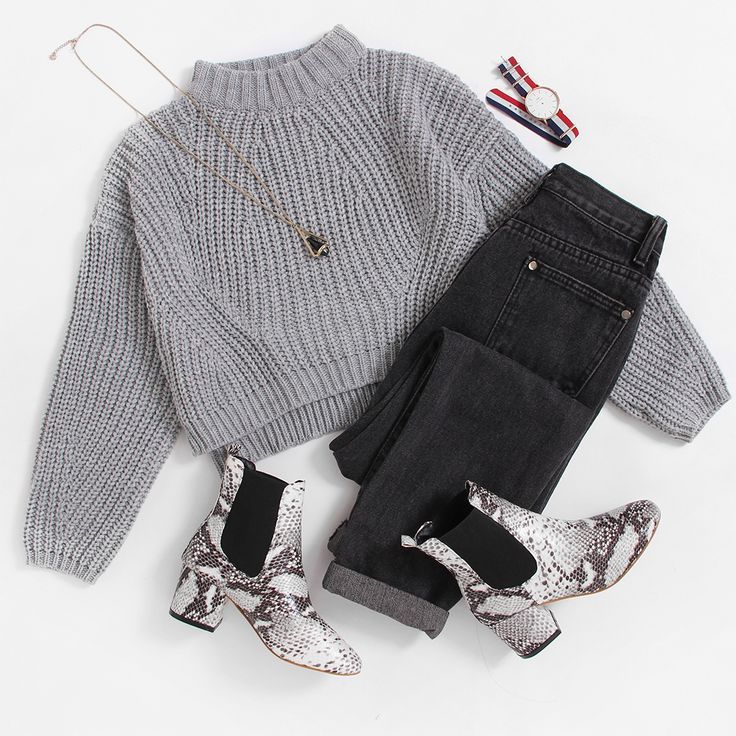 Vented Hem Chunky Knit Crop Sweater Vented Hem Chunky Knit Crop Sweater