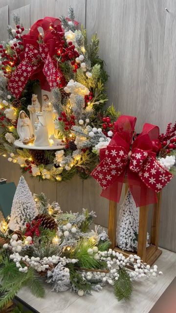 Christmas Wreaths, Christmas Decorations, Holiday Decor, Special Occasion, Instagram, Home Decor, Wreaths, Lights, Glass