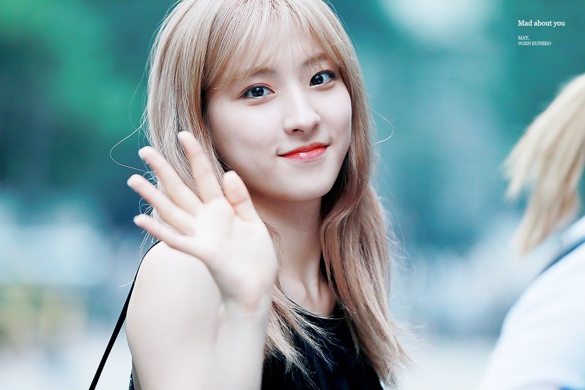 wjsn eunseo son juyeon happy era mubank wjsn eunseo son juyeon happy era mubank