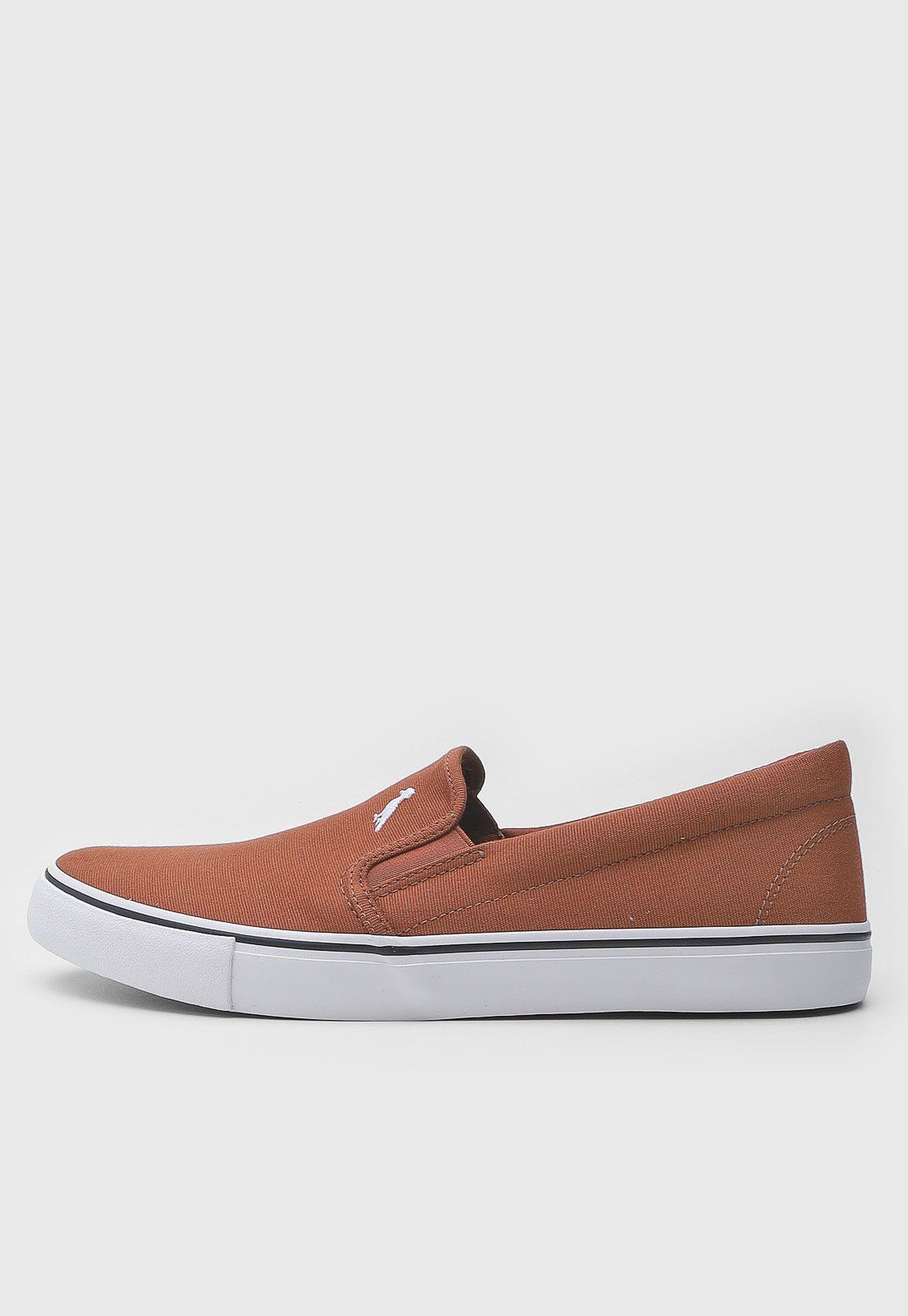 Tênis Slip On Reserva Liso CarameloBico: RedondoDEMOCRÁTICO E Confortável: Item indispensável para quem busca estilo e conforto, os tênis são perfeitos para todos os momentos da vida. Com modelos diversos, podem ser usados em diversas composições, que vão do street ao casual.Sobre a marca: A Reserva nasceu em homenagem a Praia da Reserva no Rio de Janeiro, com estilo urbano despojado e caracterizado pela descontração da cidade maravilhosa. O conforto das peças é um requisito essencial para marca