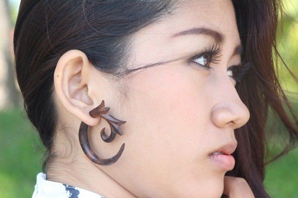 60 Most Gorgeous Realistic Fake Piercings (eyebrow, Septum, Helix, Mouth, Lip, Nose) You Must Try - Page 7 of 60 - Trendy Elves