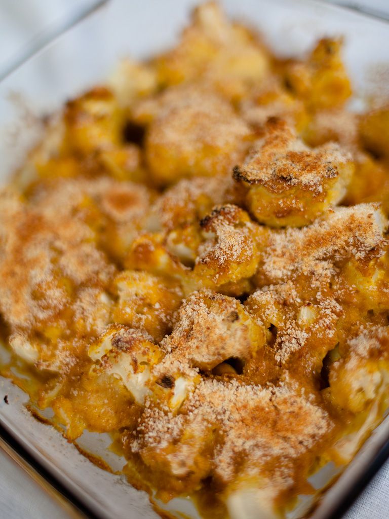 Vegan Cheesy Baked Cauliflower Vegan Cheesy Baked Cauliflower