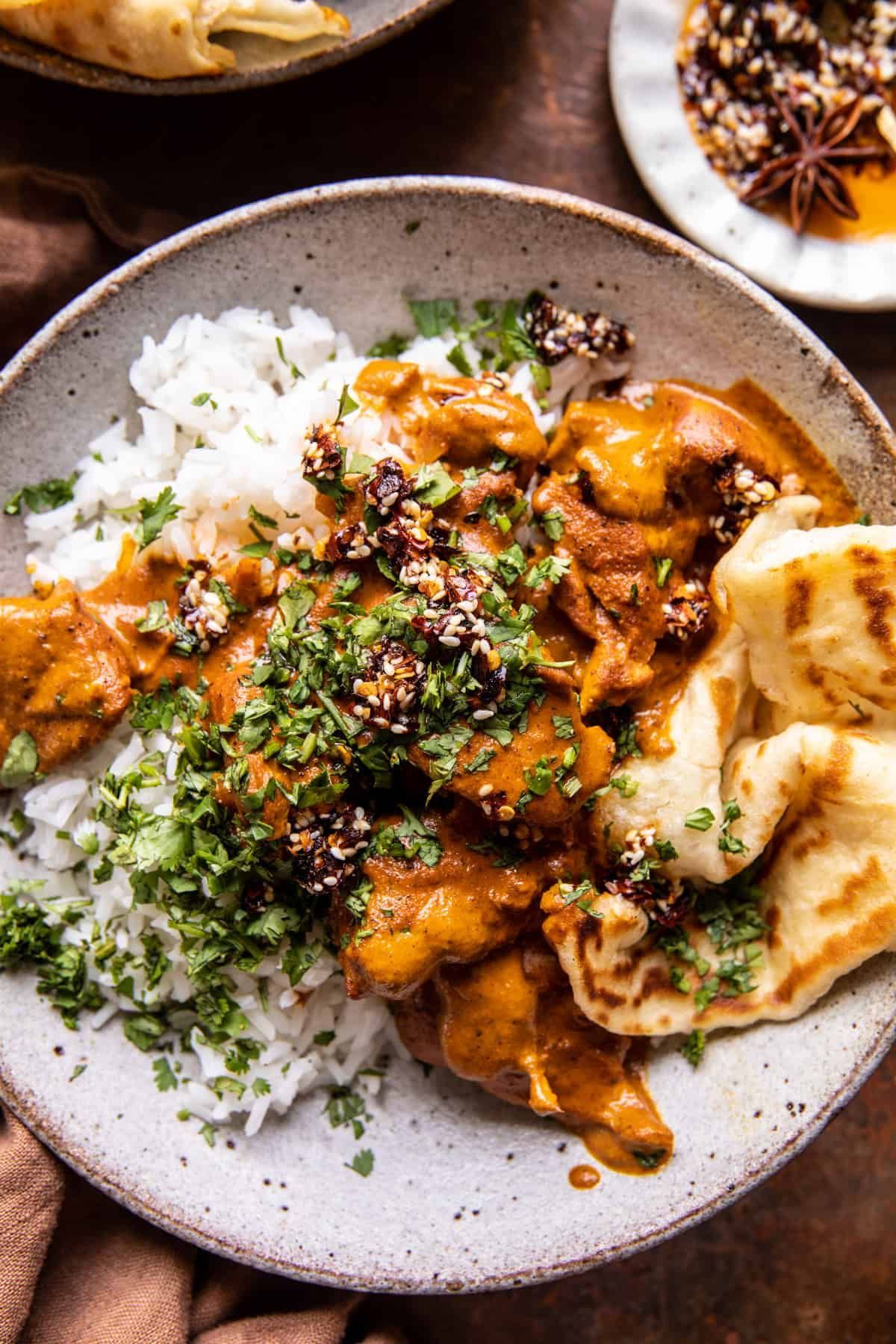Crockpot Creamy Coconut Chicken Tikka Masala: Serve over bowls of rice and you'll have the perfect bowl of warming, delicious comfort food! Tikka Masala Recipe, Chicken Tikka Masala, Tikka Masala Crockpot, Tagine, Tika Massala, Poultry Recipes, Chicken Recipes, Slow Cooker Recipes, Cooking Recipes