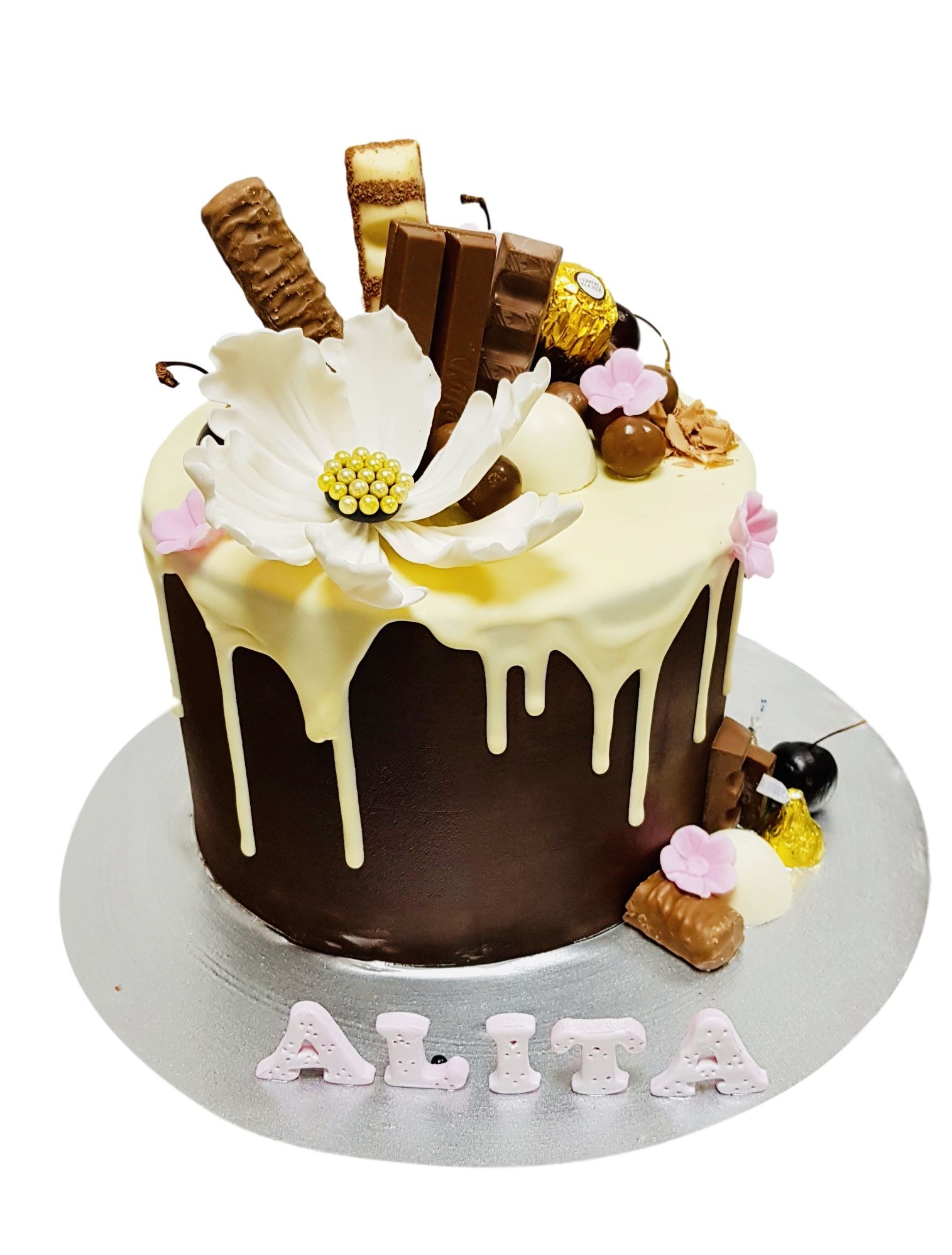 Baking Supply Store With A Wall Of Sprinkles Baking Supply Store Cake Supplies Storing Cake