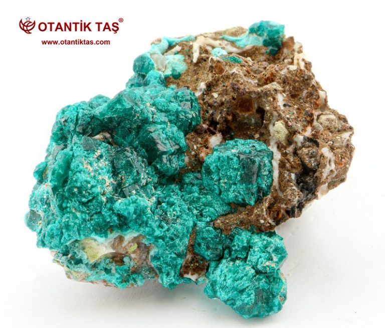 Dioptase Mavimsi Yesil Bakir Siklosilikat Mineral Icin Yesil Yesil Yogun Bir Zumrut Yari Saydam Seffaftir Onun Parilti Sifali Taslar Kiymetli Taslar Taslar