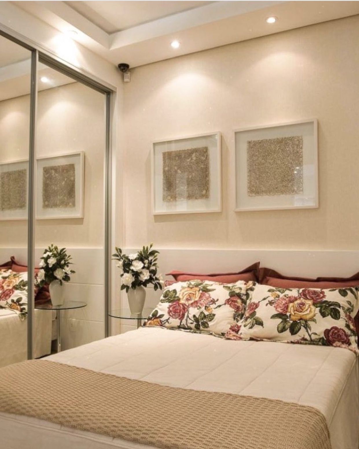 Simples E Bonito Recamaras Pinterest Quarto De Casal ~ Quarto Pintado De Branco Gelo E Quarto De Casal Feminino Simples E Bonito Recamaras Pinterest Quarto De Casal ~ Quarto Pintado De Branco Gelo E Quarto De Casal Feminino