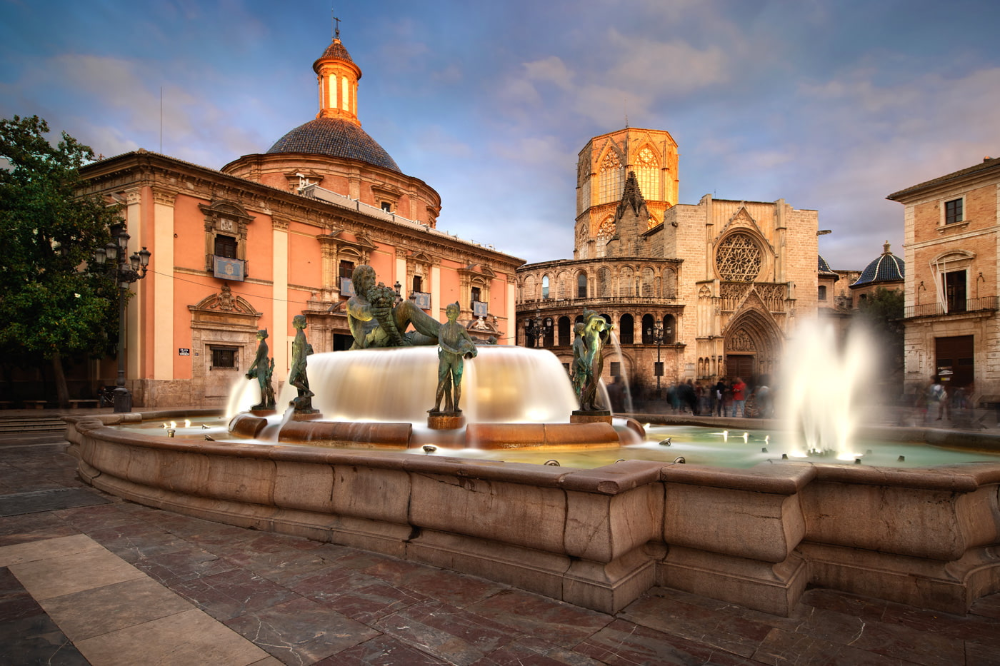 Beautiful Square In Valencia beautiful-square-in-valencia