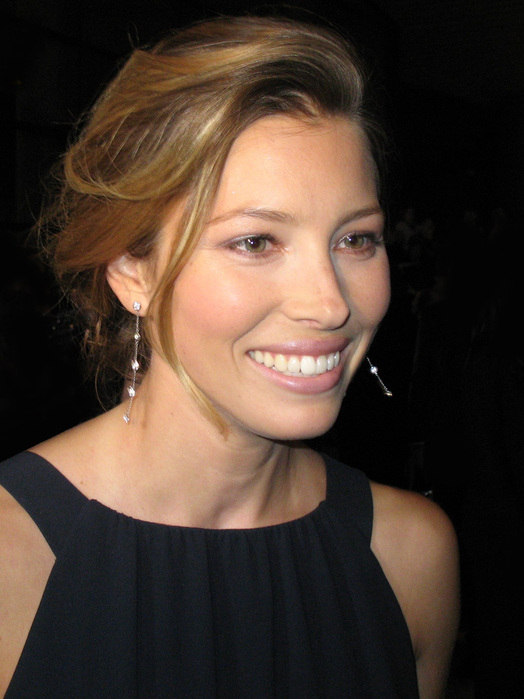 Pin By Sheri Dymeck On Jessica Biel Jessica Biel Amy Poehler
