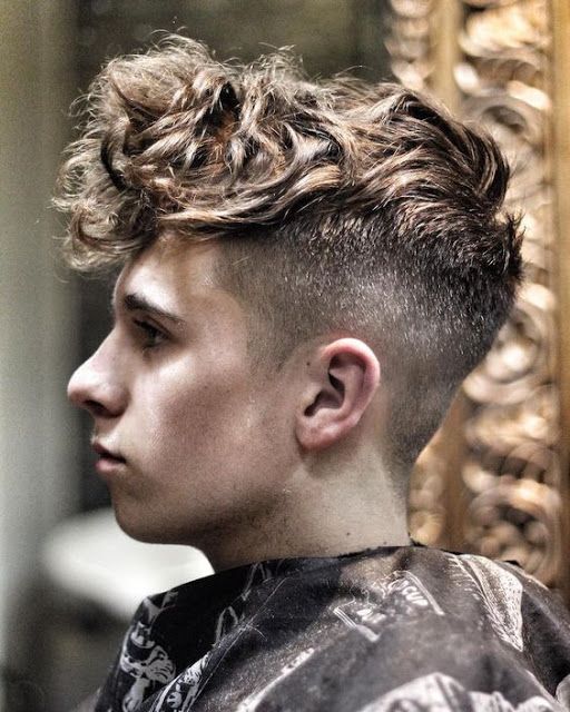 Macho Moda - Blog de Moda Masculina: Cortes de Cabelo Masculino Ondulado ou Cacheado para 2017 Mens Hairstyles 2016, Hairstyles For Teenage Guys, Top Hairstyles For Men, Mens Haircuts Fade, Fade Haircut, Fringe Haircut, Haircut Style, Black Hairstyles, Undercut Curly Hair