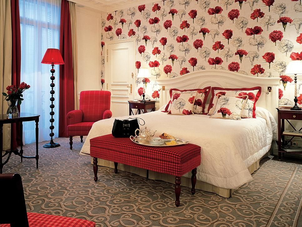 Red And Gold Bedroom Ideas Part - 40: This Master Bedroom Gets Its Pizzazz By Presenting A Wall Of Carnation Wallpaper In Red And