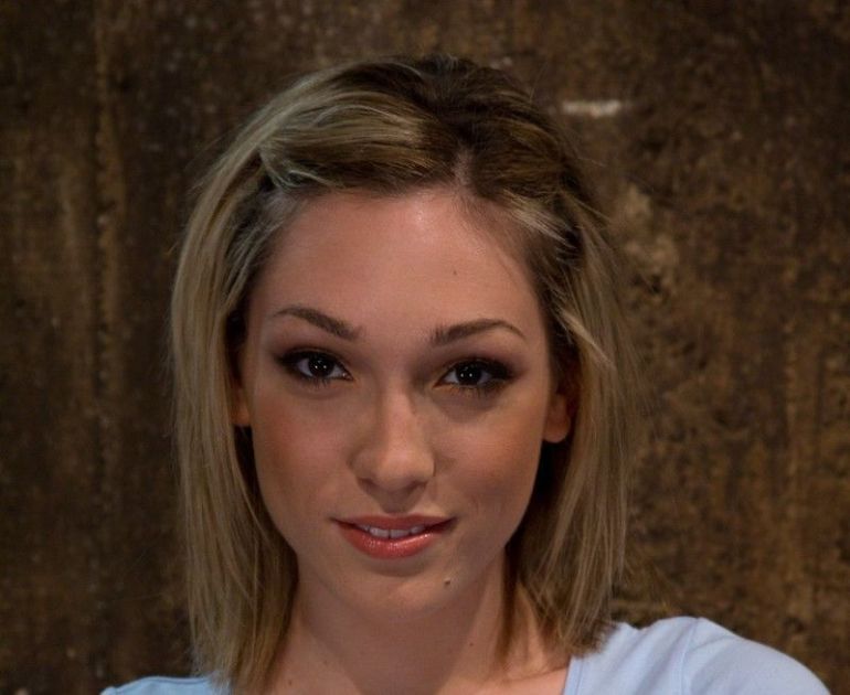 Lily LaBeau & Rocco Reed in Naughty America