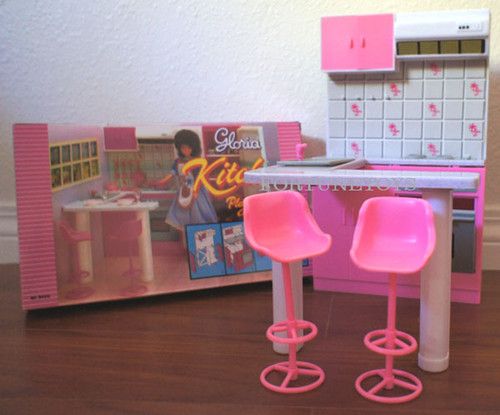 GLORIA DOLL HOUSE FURNITURE Deluxe KITCHEN W//REFRIGERATOR /& Sink for Dolls