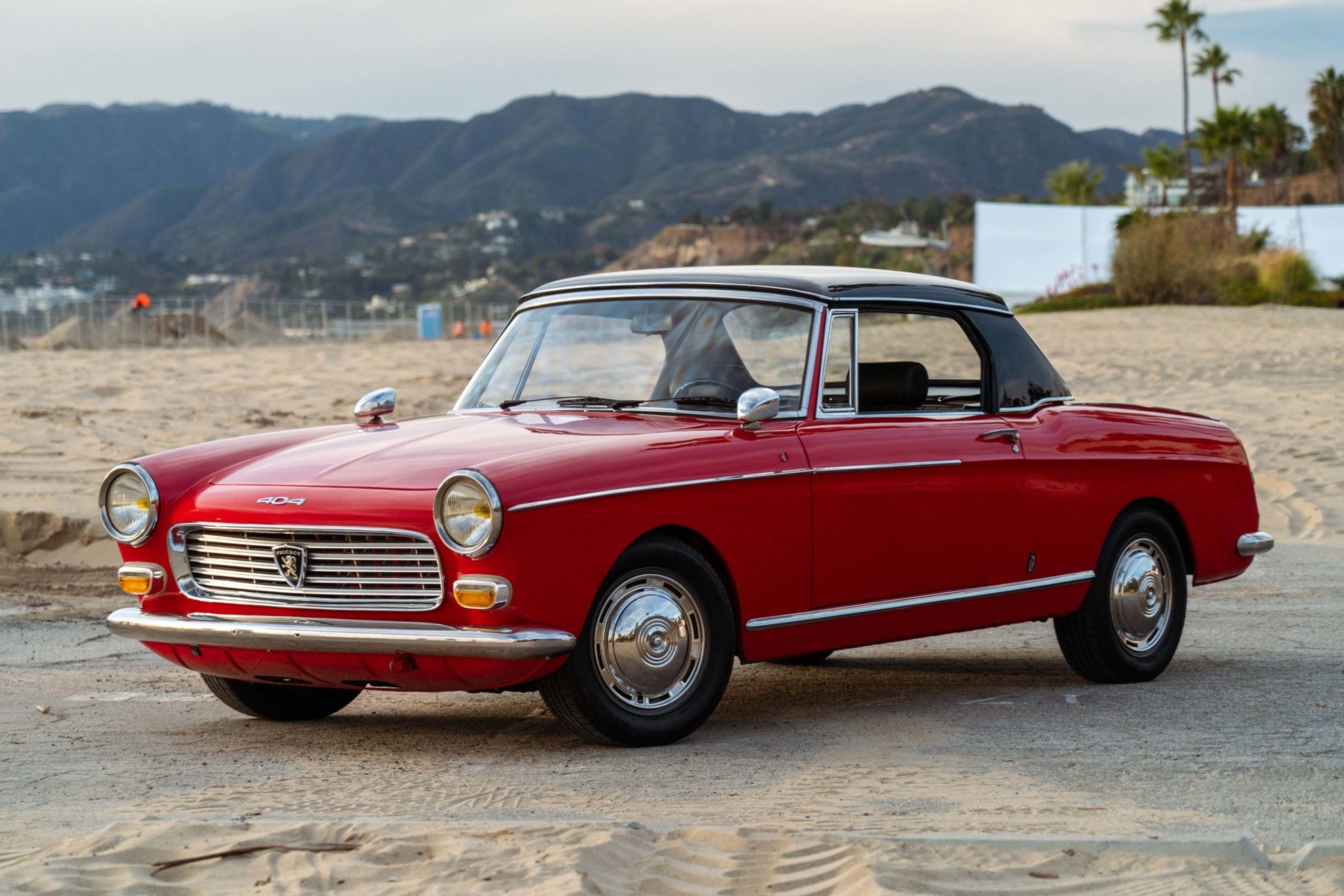 M10-Powered 1964 Peugeot 404 Cabriolet