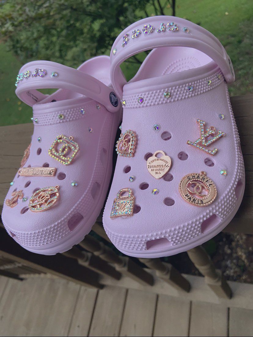 38 ideas de Crocs✨ en 2023 | zapatos crocs, zapatos, crocs