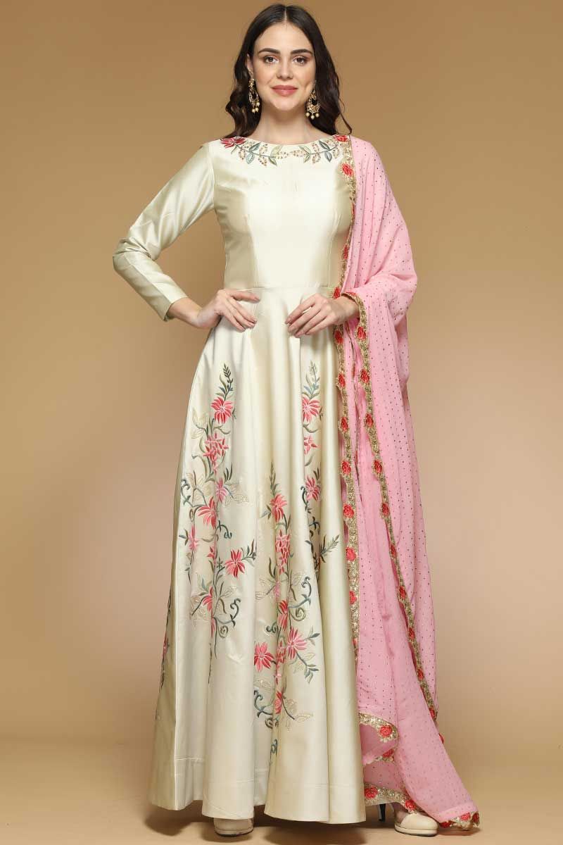 Saris, Salwar Kameez, Churidar, Costumes Anarkali, Silk Anarkali Suits, Navratri Dress, Angrakha Style, Modest Wear, Light Pink Color